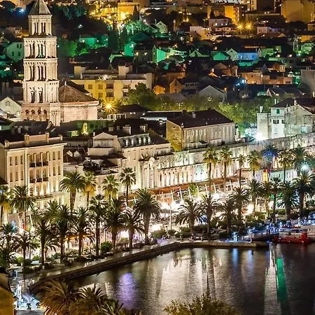 Luxury Adriatic 1 & Adriatic 2 דירה